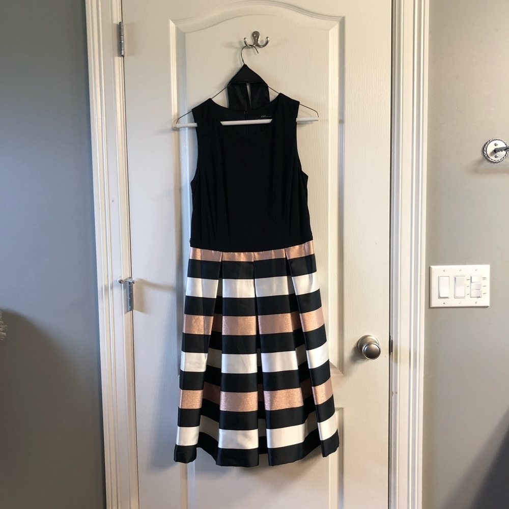 Versona Sleeveless Dress